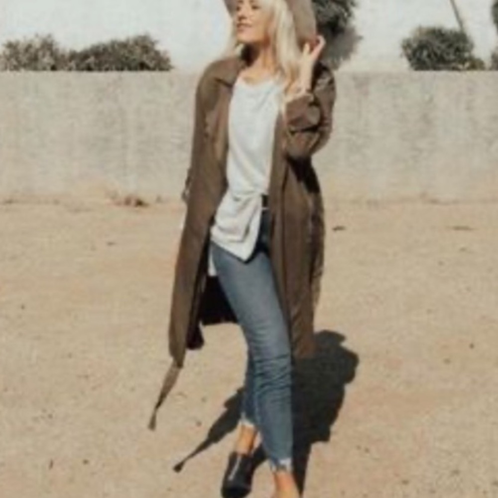Carly Jean Los Angeles Ballard trench jacket M